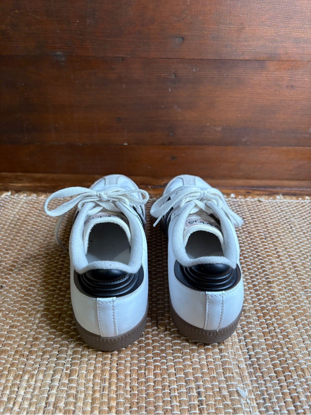 Adidas Samba White Lace Up Sneakers with Black Stripes Size 4.5 Youth - Picture 4 of 10